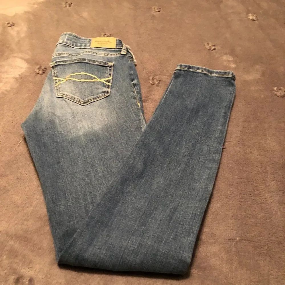 Abercrombie & Fitch Womens Skinny Jeans size OR W2